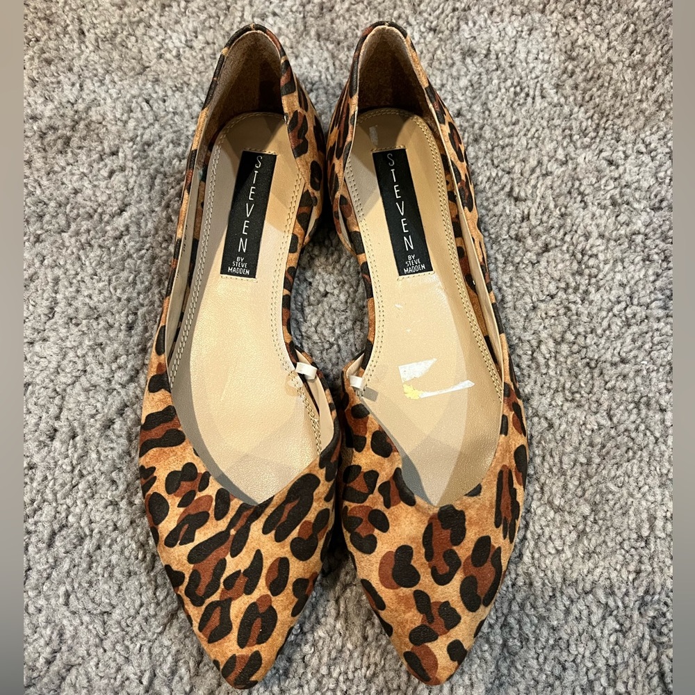 Steve Madden leopard print flats